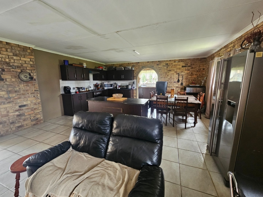 8 Bedroom Property for Sale in Potchefstroom Rural North West